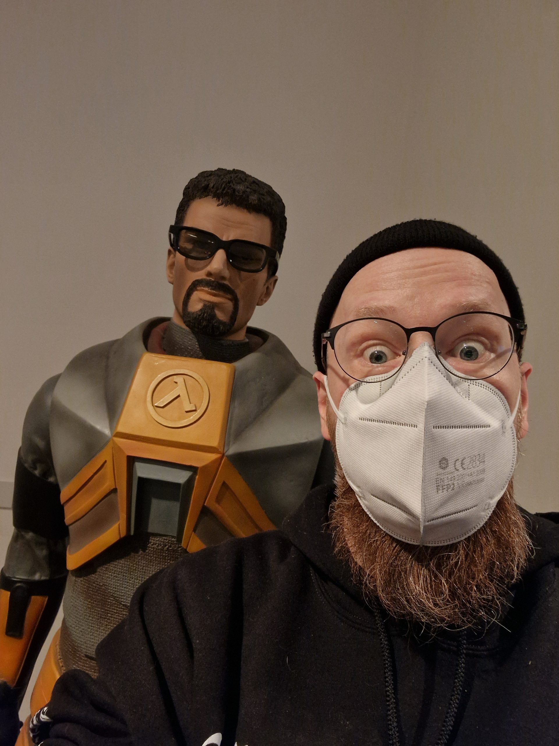 Selfie mit Gordon Freeman im Computerspiele-Museum Berlin